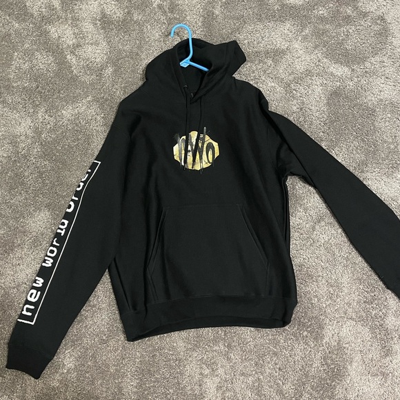 New World Order WWE Sweatshirt - Picture 4 of 7